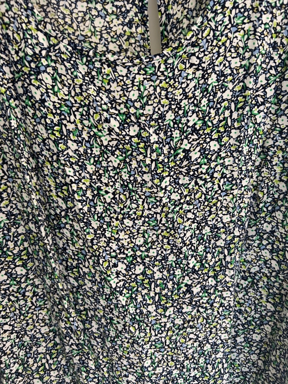 Anne Carson Navy Floral Short Sleeve Blouse with Green and White Accents - Picture 3 of 4